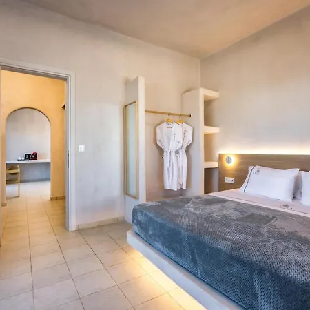 Aelia Luxury Karterádosz