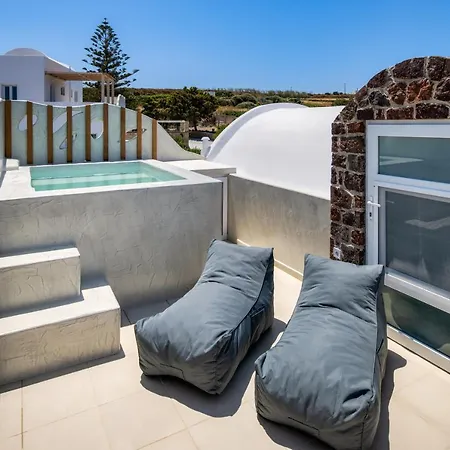 Aelia Luxury 5* Karterados (Santorini)