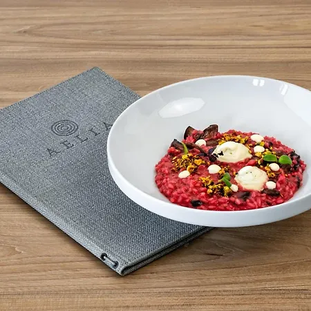 Aelia Luxury 4* Karterádos