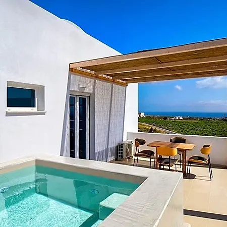 Aelia Luxury Karterados (Santorini)
