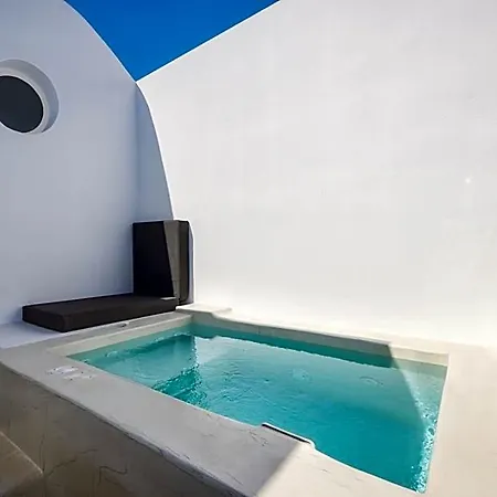 Aelia Luxury Karterados (Santorini)