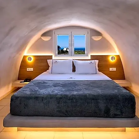 Aparthotel Aelia Luxury Karterados (Santorini)