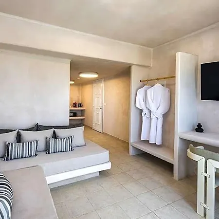 Aelia Luxury Aparthotel