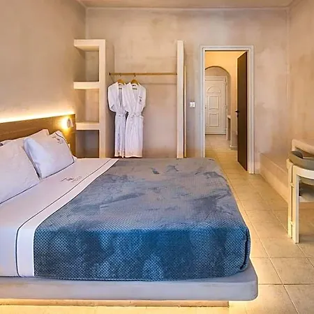 Aparthotel Aelia Luxury Karterados (Santorini)