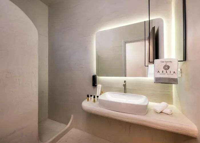 Aelia Luxury Καρτεράδος