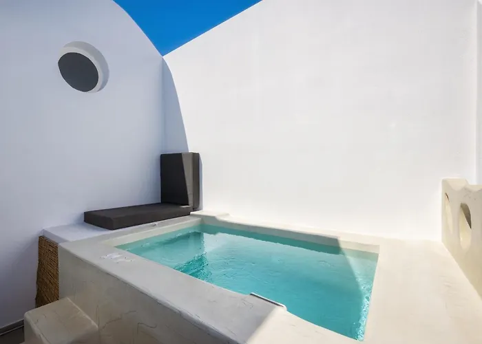 Aelia Luxury Lägenhetshotell 4*