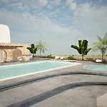 Aelia Luxury كارتيرادوس