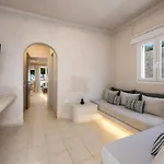 Aelia Luxury كارتيرادوس