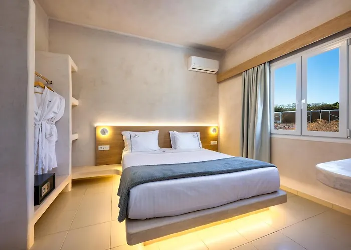 Aelia Luxury アパートホテル 4*